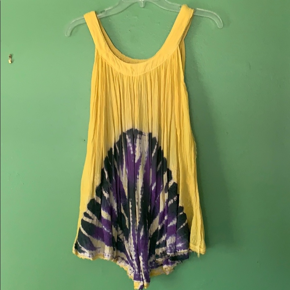 Watercolor tank